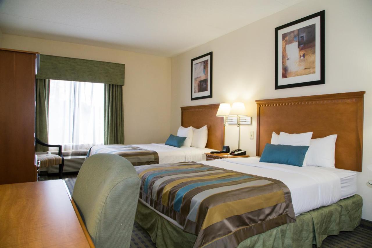 Wingate By Wyndham Atlanta 3*